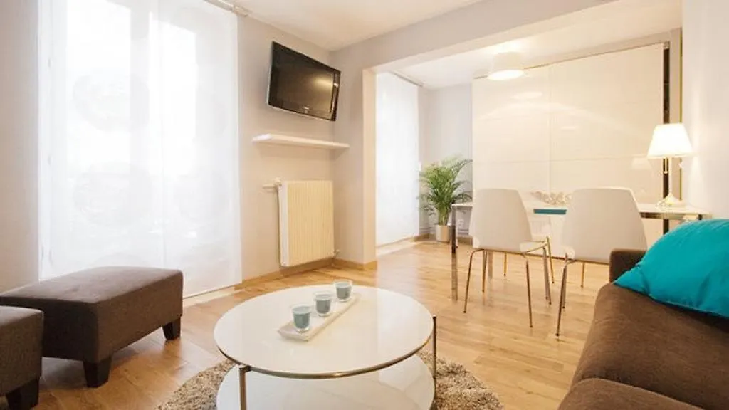Апартаменты Montmartre Abbesses-artist Village