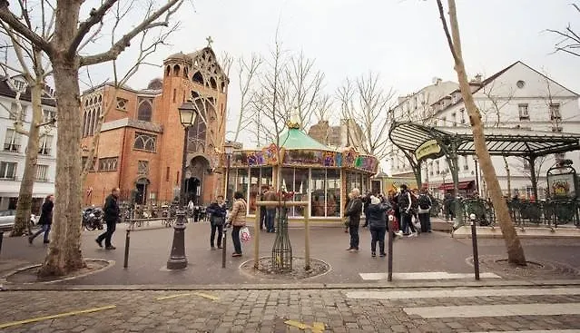Montmartre Abbesses-artist Village Apartment Paris