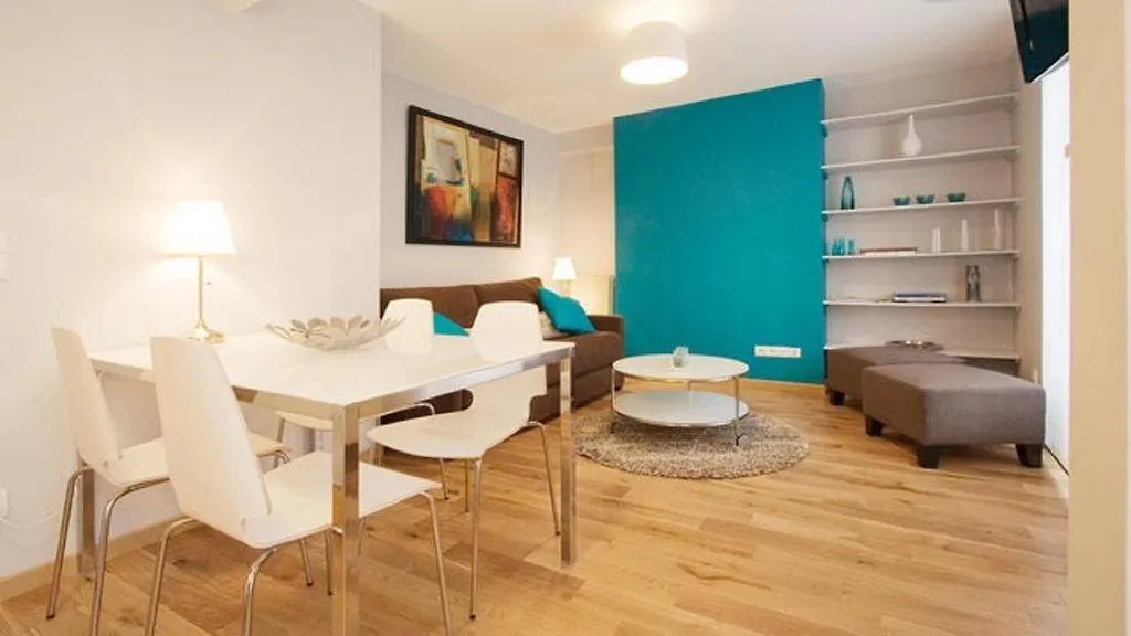 Montmartre Abbesses-artist Village * Париж