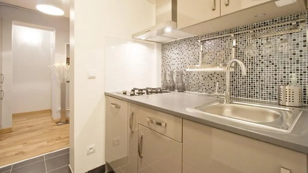 Apartment Montmartre Abbesses-artist Village