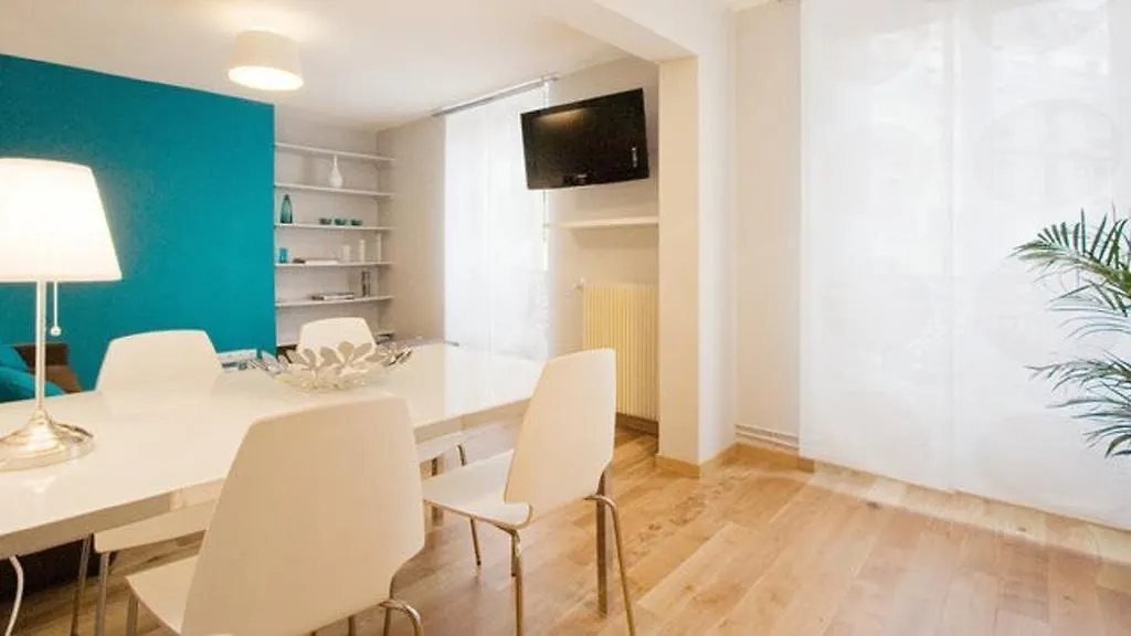 Montmartre Abbesses-artist Village Апартаменты